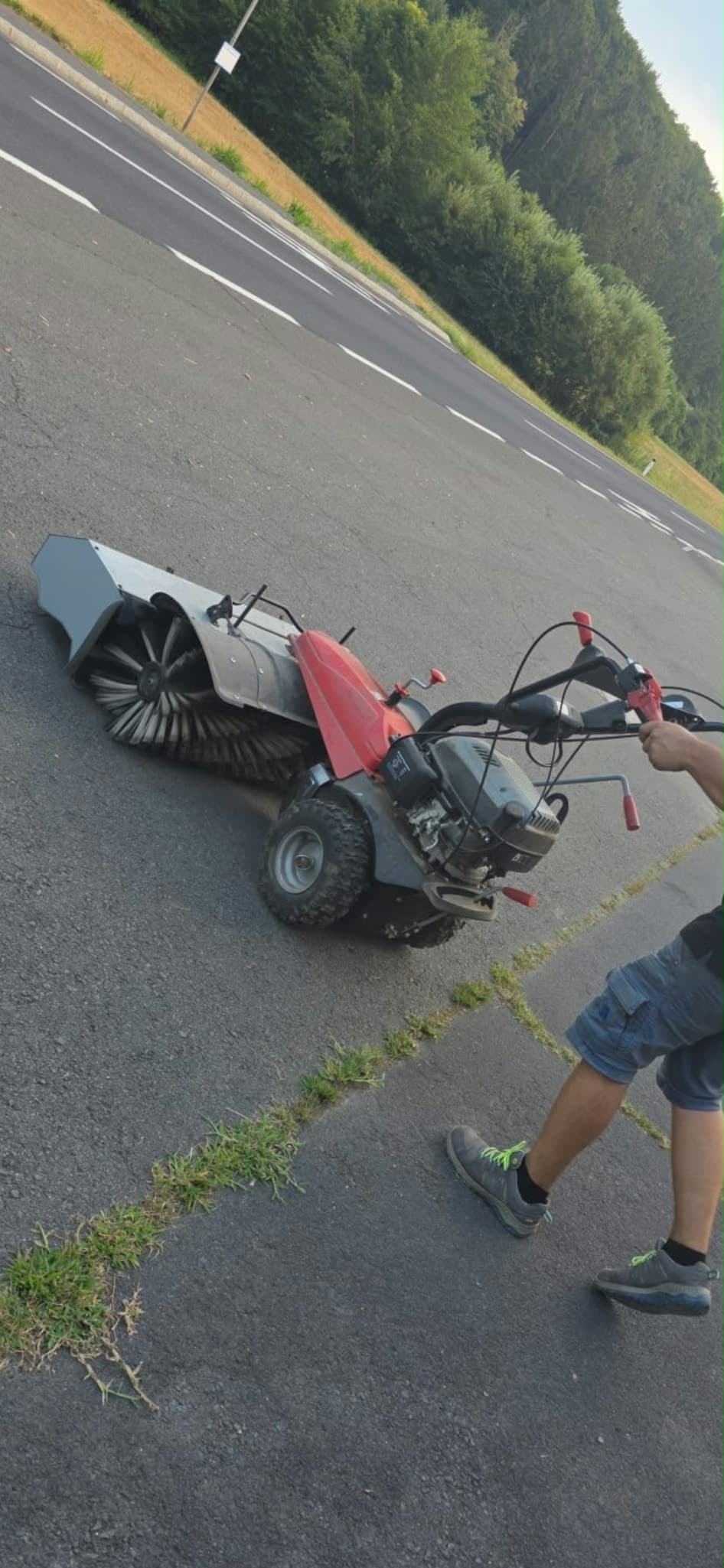 Motor-Kehrmaschine / Straßenkehrmaschine